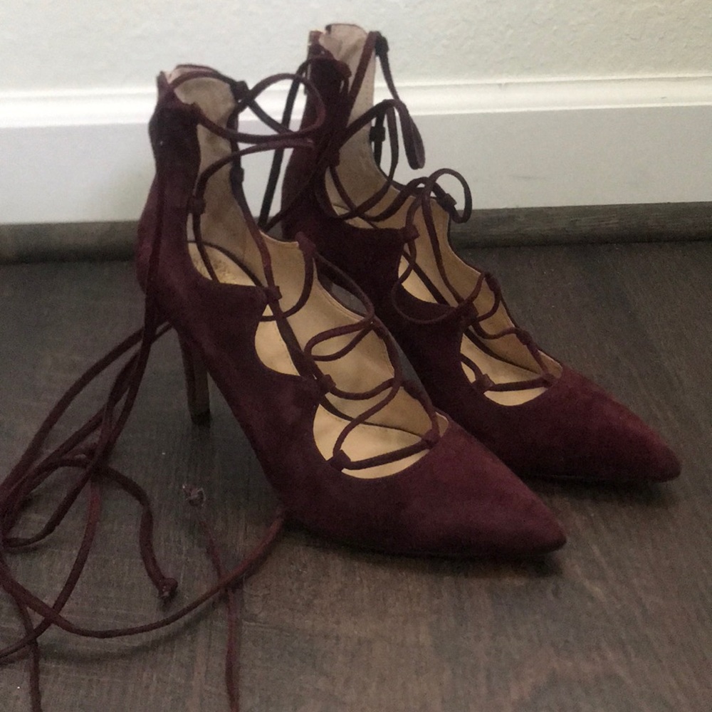 Vince Camuto Burgundy Lace up Heels